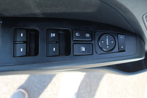 Used 2018 Hyundai Elantra SEL image 24