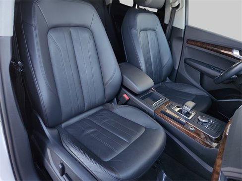 Used 2018 Audi Q5 2.0T Premium image 29
