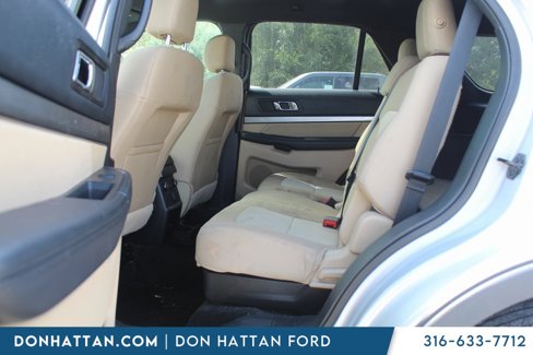 Used 2016 Ford Explorer FWD image 8