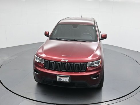 Used 2017 Jeep Grand Cherokee Laredo image 38