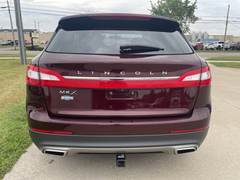 Used 2017 Lincoln MKX Premiere image 11