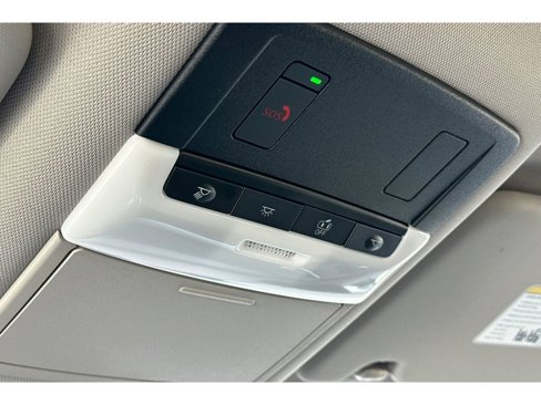 Used 2022 Nissan Rogue SV image 23
