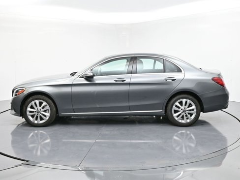 Used 2019 Mercedes-Benz C 300 4MATIC Sedan image 3