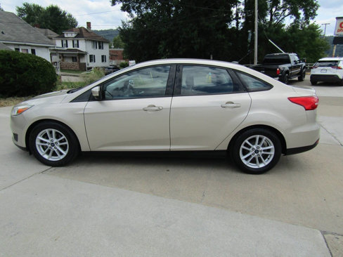 Used 2017 Ford Focus SE image 8