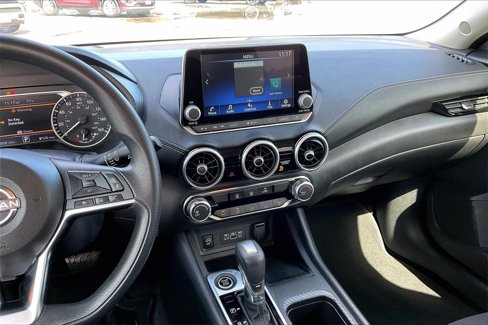 Used 2024 Nissan Sentra SV image 9