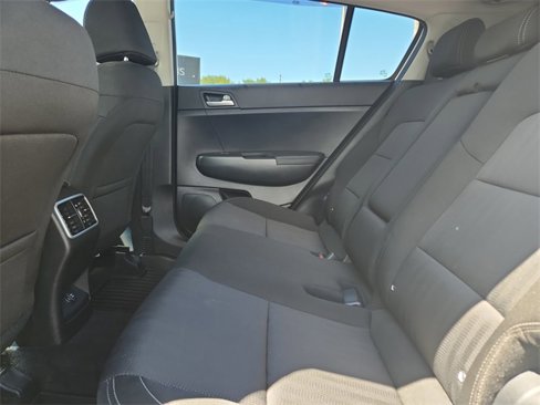Certified 2022 Kia Sportage LX image 14
