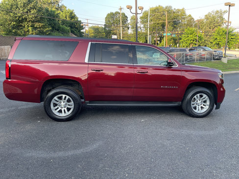 Used 2016 Chevrolet Suburban LT image 3