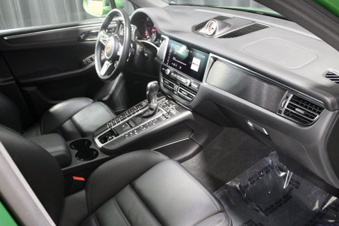 Certified 2021 Porsche Macan GTS image 18