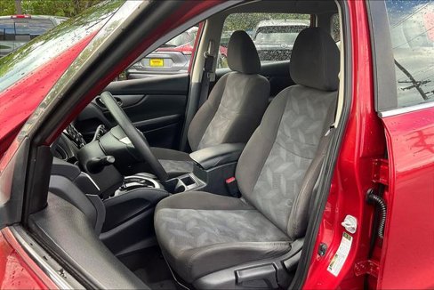 Used 2016 Nissan Rogue S image 22