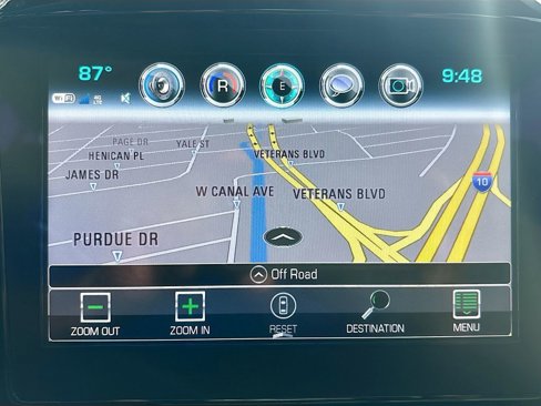 Used 2018 Chevrolet Traverse LT image 13