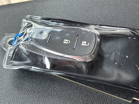 Used 2021 Chevrolet Equinox LS w/ LS Convenience Package image 33
