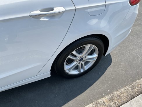 Used 2018 Ford Fusion SE w/ Fusion SE Technology Package image 20