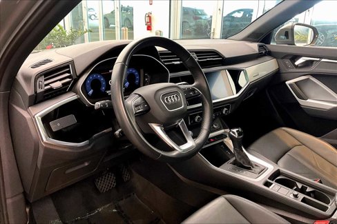 Used 2020 Audi Q3 2.0T Premium w/ Convenience Package image 16