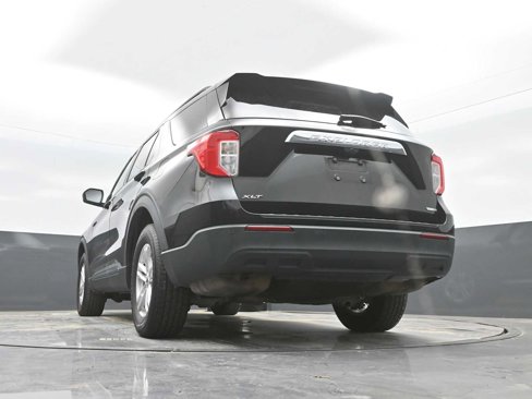 Used 2020 Ford Explorer XLT image 42