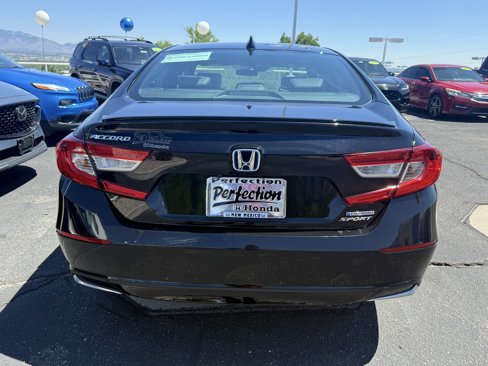 Used 2022 Honda Accord Sport image 6