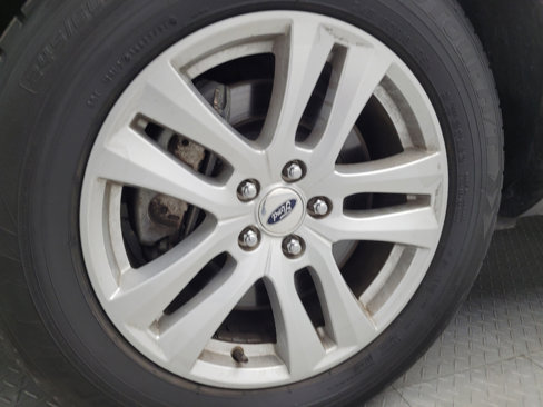 Used 2018 Ford Explorer XLT w/ Equipment Group 201A image 31