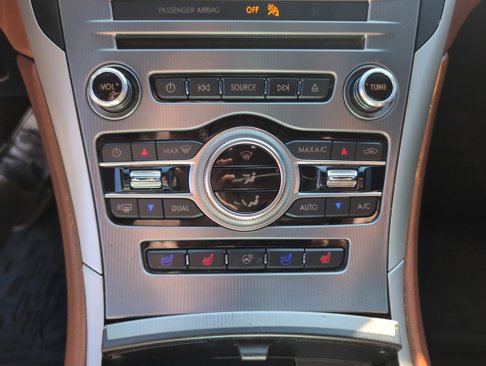 Used 2018 Lincoln MKZ Black Label w/ Technology Package image 21