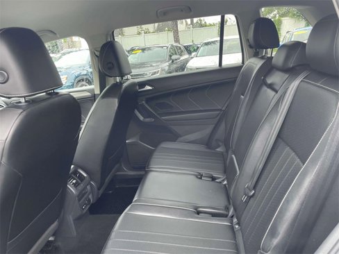 Certified 2022 Volkswagen Tiguan SE image 12