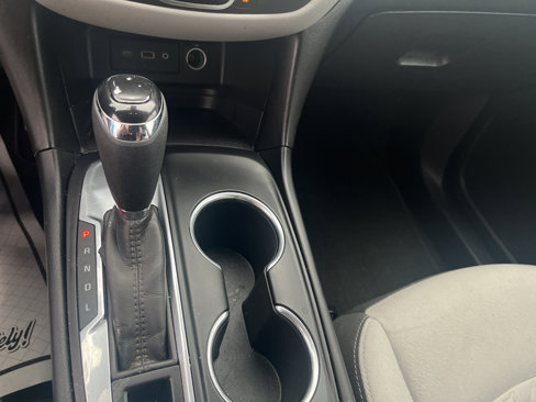 Used 2020 Chevrolet Equinox LS w/ LS Convenience Package image 11