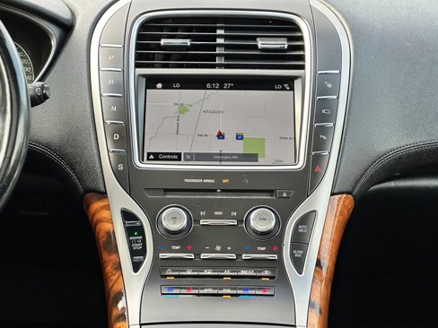 Used 2016 Lincoln MKX Reserve w/ Luxury Package image 13