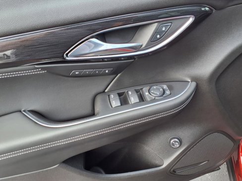 Used 2023 Buick Envision Essence w/ Sport Touring Package image 15