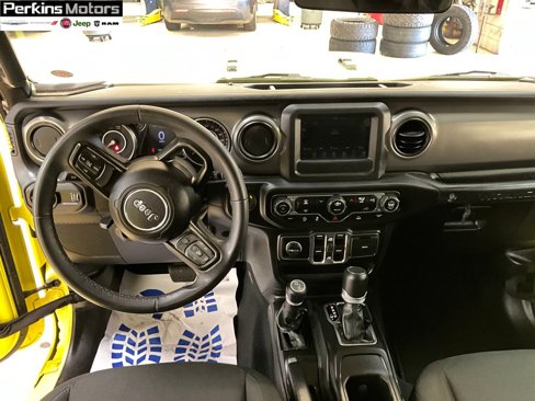 Used 2023 Jeep Wrangler Sport S image 14