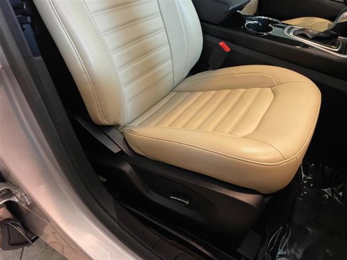 Used 2015 Ford Edge SEL w/ Equipment Group 201A image 65