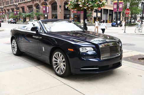 Used 2020 Rolls-Royce Dawn image 3