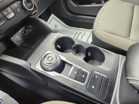 Used 2022 Ford Escape S image 11