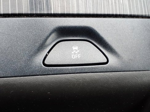 Used 2017 Chevrolet Impala LT image 25