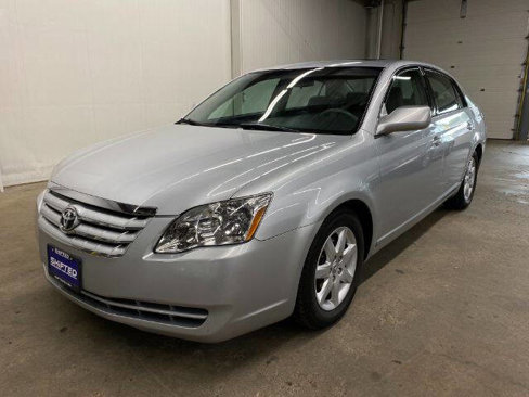 Used 2007 Toyota Avalon Touring image 8