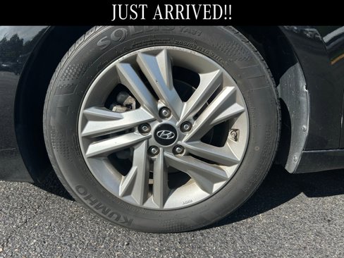 Used 2020 Hyundai Elantra SEL w/ Cargo Package (C1) image 5