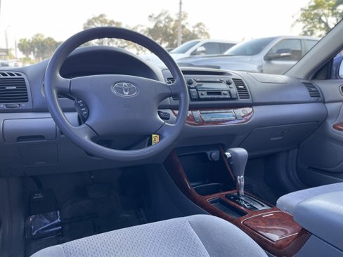 Used 2002 Toyota Camry XLE image 14