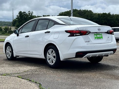Used 2025 Nissan Versa S image 7