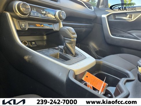 Used 2019 Toyota RAV4 XLE image 24
