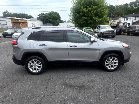 Used 2015 Jeep Cherokee Latitude image 30