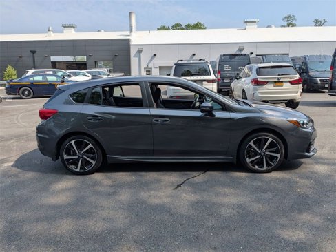 Used 2022 Subaru Impreza 2.0i Sport image 2