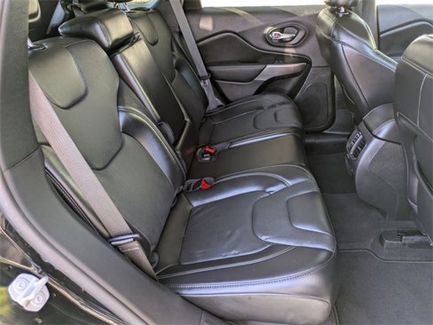 Certified 2021 Jeep Cherokee Latitude Lux w/ Sun & Sound Group image 27