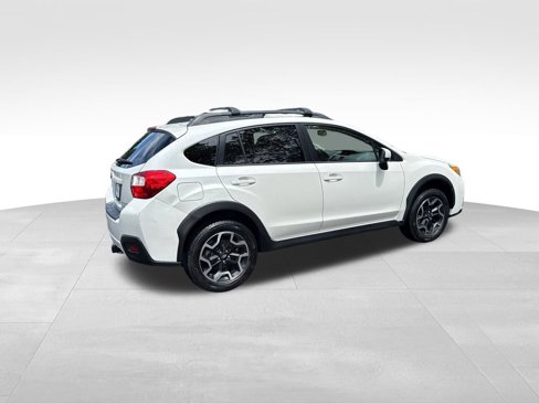 Used 2016 Subaru Crosstrek 2.0i Premium image 5