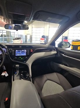 Used 2019 Toyota Camry L image 26