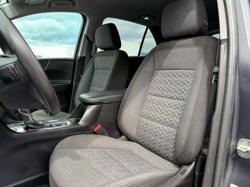 Used 2022 Chevrolet Equinox LT image 6