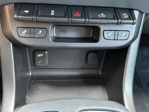 Used 2018 Chevrolet Colorado Z71 image 23