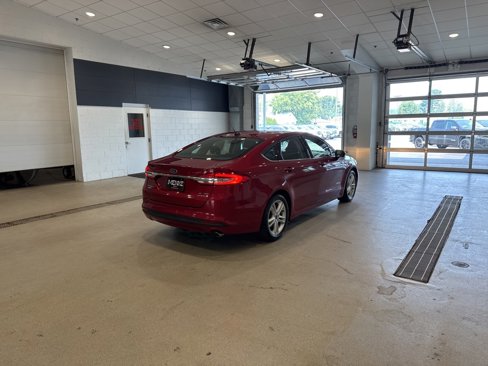 Used 2018 Ford Fusion SE image 6