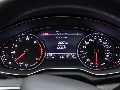 Used 2022 Audi Q5 2.0T Premium w/ Convenience Package image 26