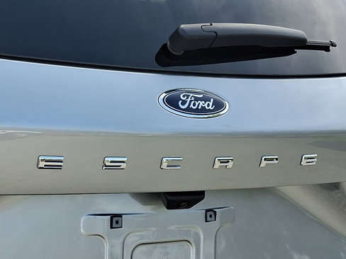 Used 2022 Ford Escape SE image 29