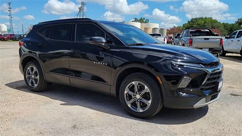 Certified 2023 Chevrolet Blazer LT w/ Convenience Package image 2