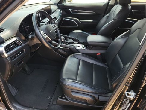 Used 2022 Kia Telluride LX image 19