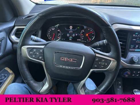 Used 2017 GMC Acadia Denali image 18