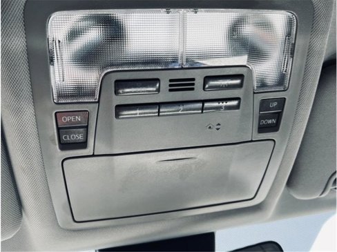 Used 2019 Toyota Highlander SE image 24