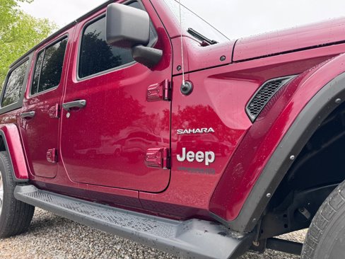 Used 2021 Jeep Wrangler Unlimited Sahara image 16